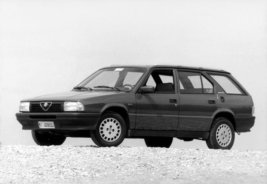  Alfa Romeo 33 1.5 4x4 Giardinetta (905) 1986 года  (фото 1 из 2)